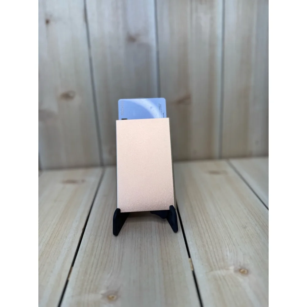 Minimalist card wallet- Gold